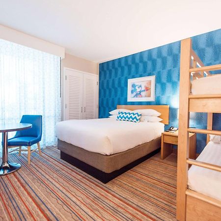 Howard Johnson By Wyndham Anaheim Hotel & Water Playground Exterior foto