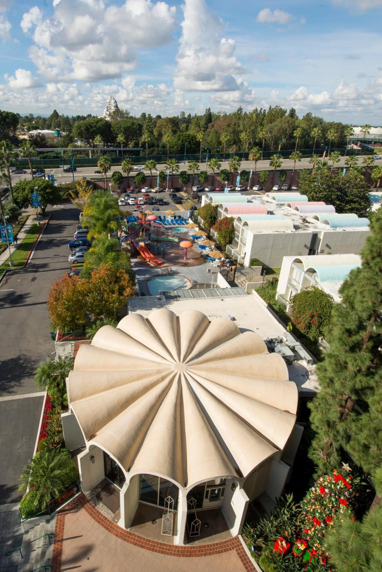 Howard Johnson By Wyndham Anaheim Hotel & Water Playground Exterior foto